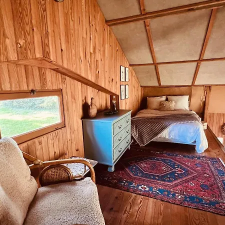 Chalet Grange Atypique En Pleine Nature La Gaillarde