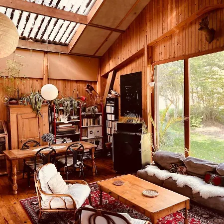 Chalet Grange Atypique En Pleine Nature